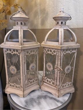 RARE find! Pier 1 Imports Distressed Decorative Lantern - Set of 2
